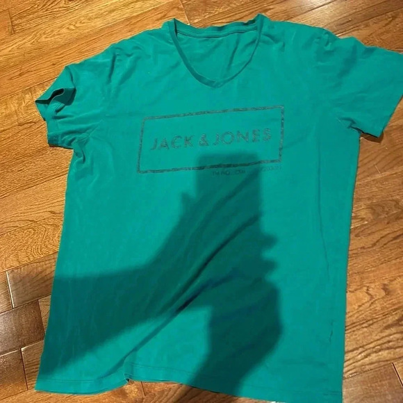 Jack Jones Green Core V neck  Men's Large T Shirt - Picture 9 of 9